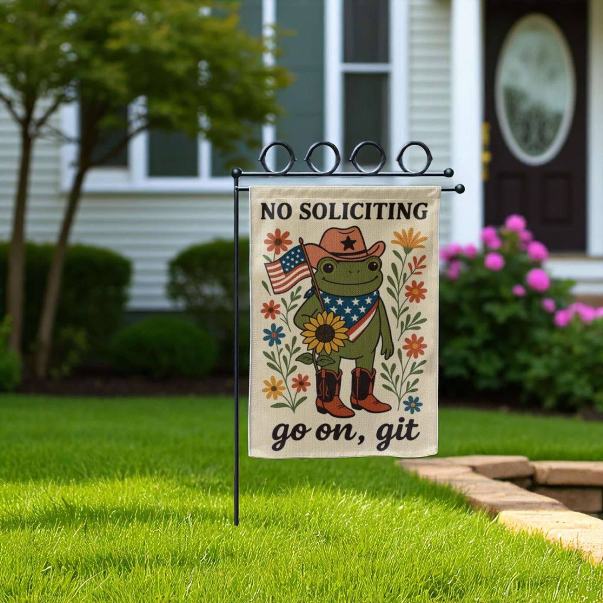 Funny No Soliciting Garden Flag, Frog Yard Sign for 4th of July
