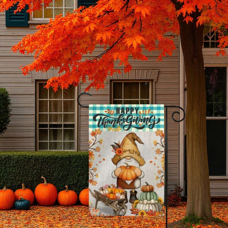 Thanksgiving Garden Flag for Fall Yard Decor | Festive Outdoor Accent