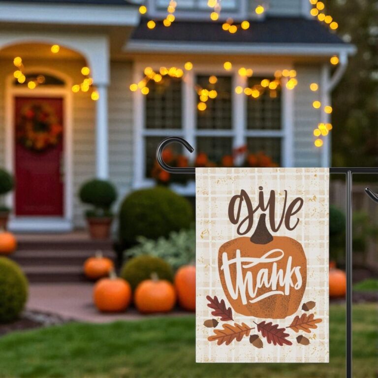 Give Thanks Garden Flag, Cozy Autumn Decor