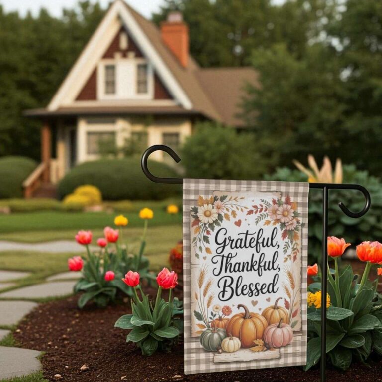 Thanksful Garden Flag for Fall Porch Décor - Seasonal Outdoor Flag