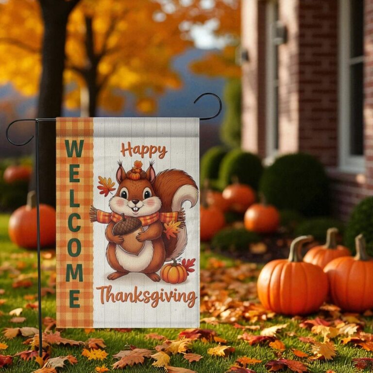 Thanksgiving Squirrel Garden Flag, Fall Yard Decor